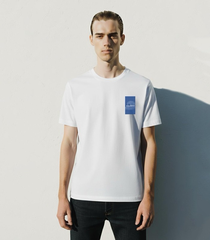 36e03e0c-0081-427a-bedf-574ae8f4694c White Graphic Crew Neck T-shirt - Image 1